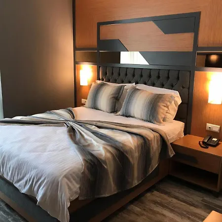 Grand Rimedya Bursa Couette-café 3*